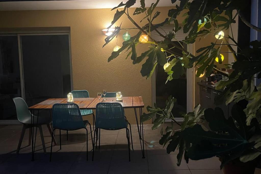 Tres Bel Appartement Contemporain Et Calme Fréjus Екстериор снимка